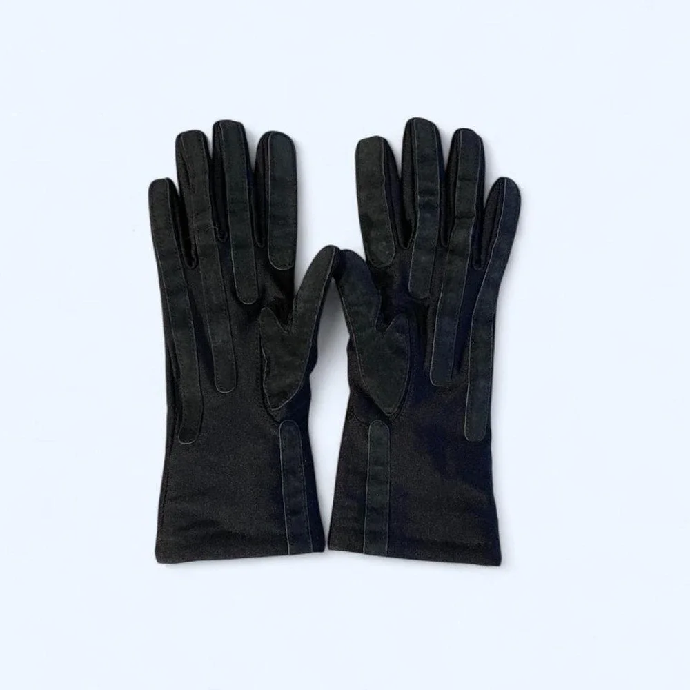 Black nylon lined gloves size S by Isotoner - Picture 1 of 6